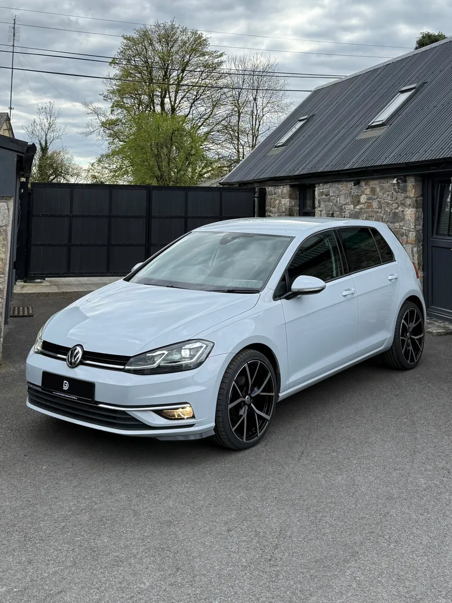 2017 VOLKSWAGEN GOLF COMFORTLINE AUTO 1.2 TSI - Image 3