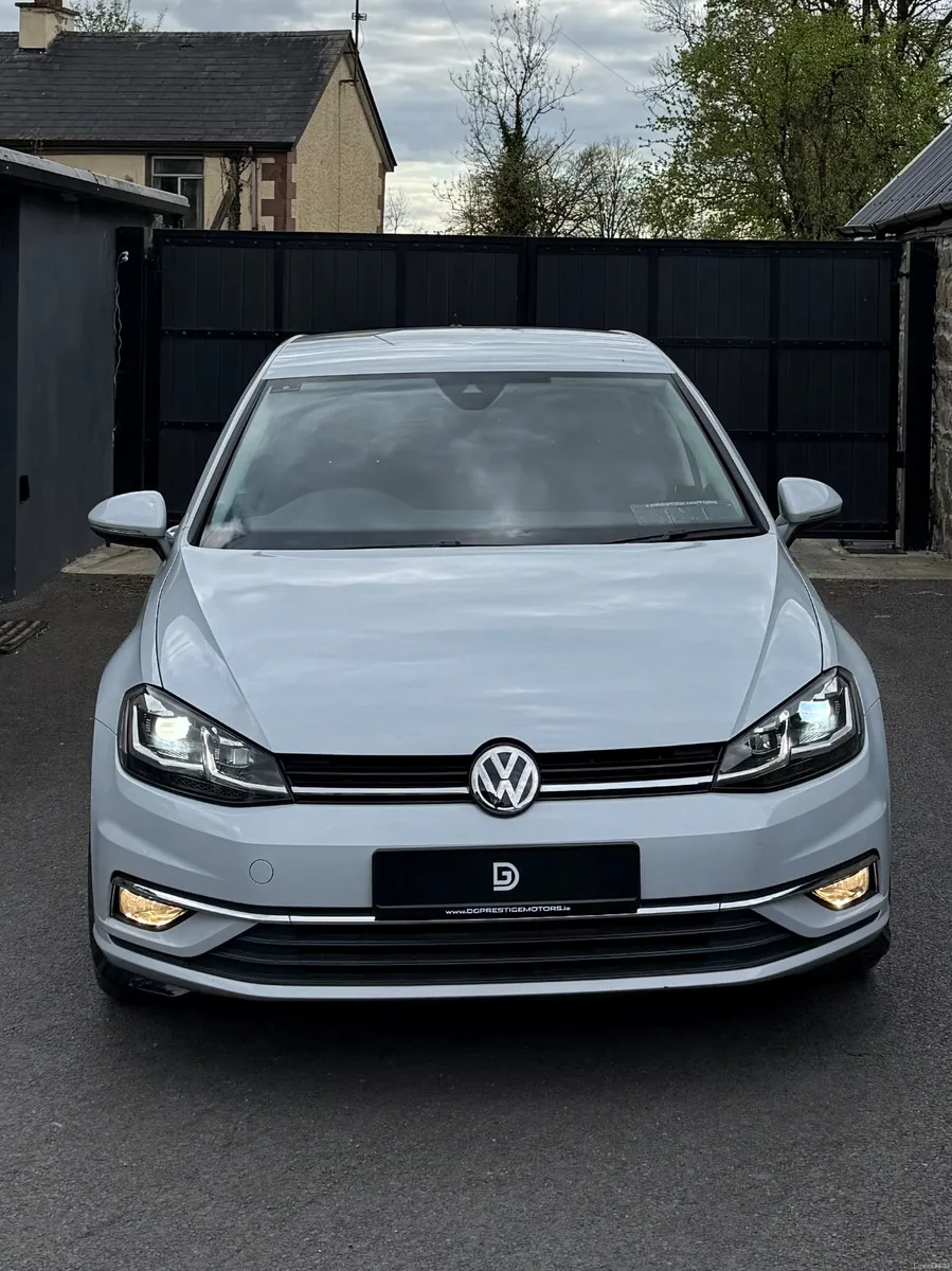 2017 VOLKSWAGEN GOLF COMFORTLINE AUTO 1.2 TSI - Image 2