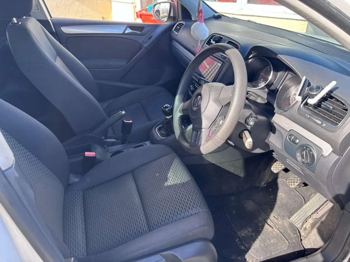 Volkswagen Golf 2.0TDI - Image 4