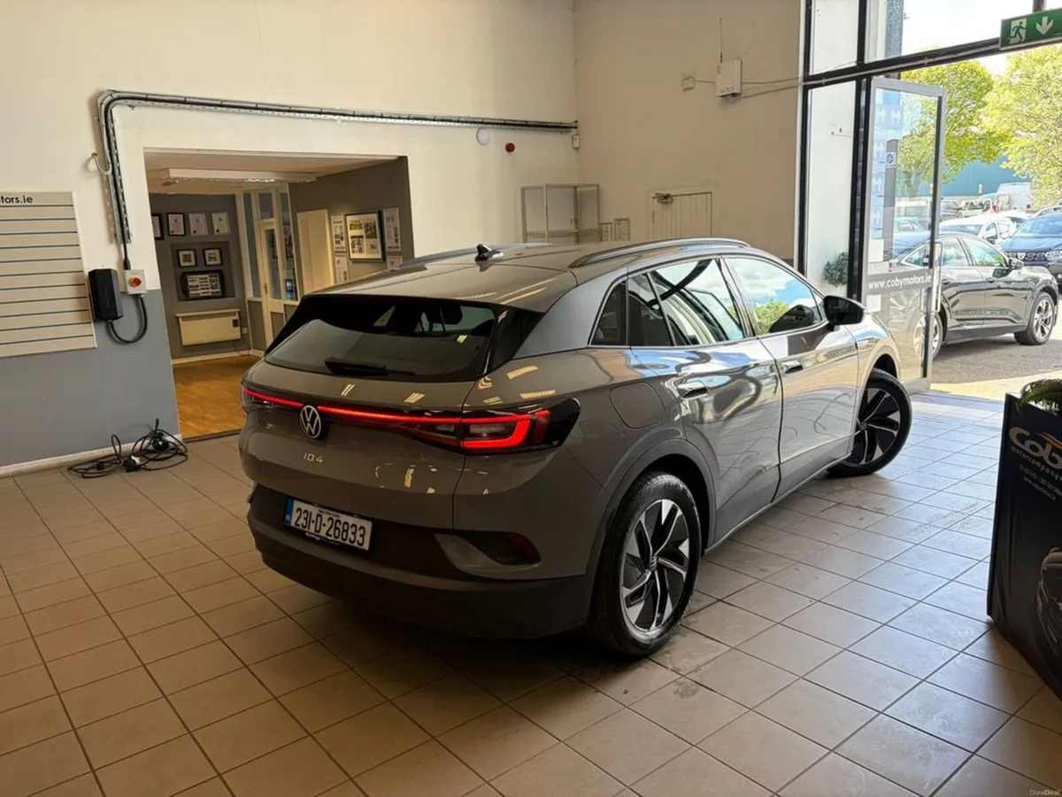 Volkswagen ID.4 PRO 128 KW Life 77KWH 174HP PRO 5D - Image 3