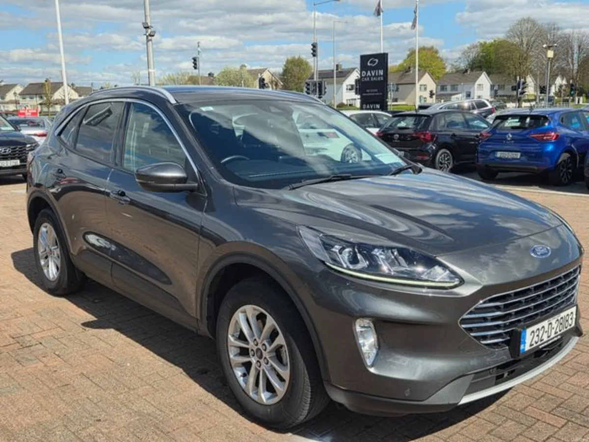 Ford Kuga Titanium 2.5phev225 S6.2 CT 4D - Image 1