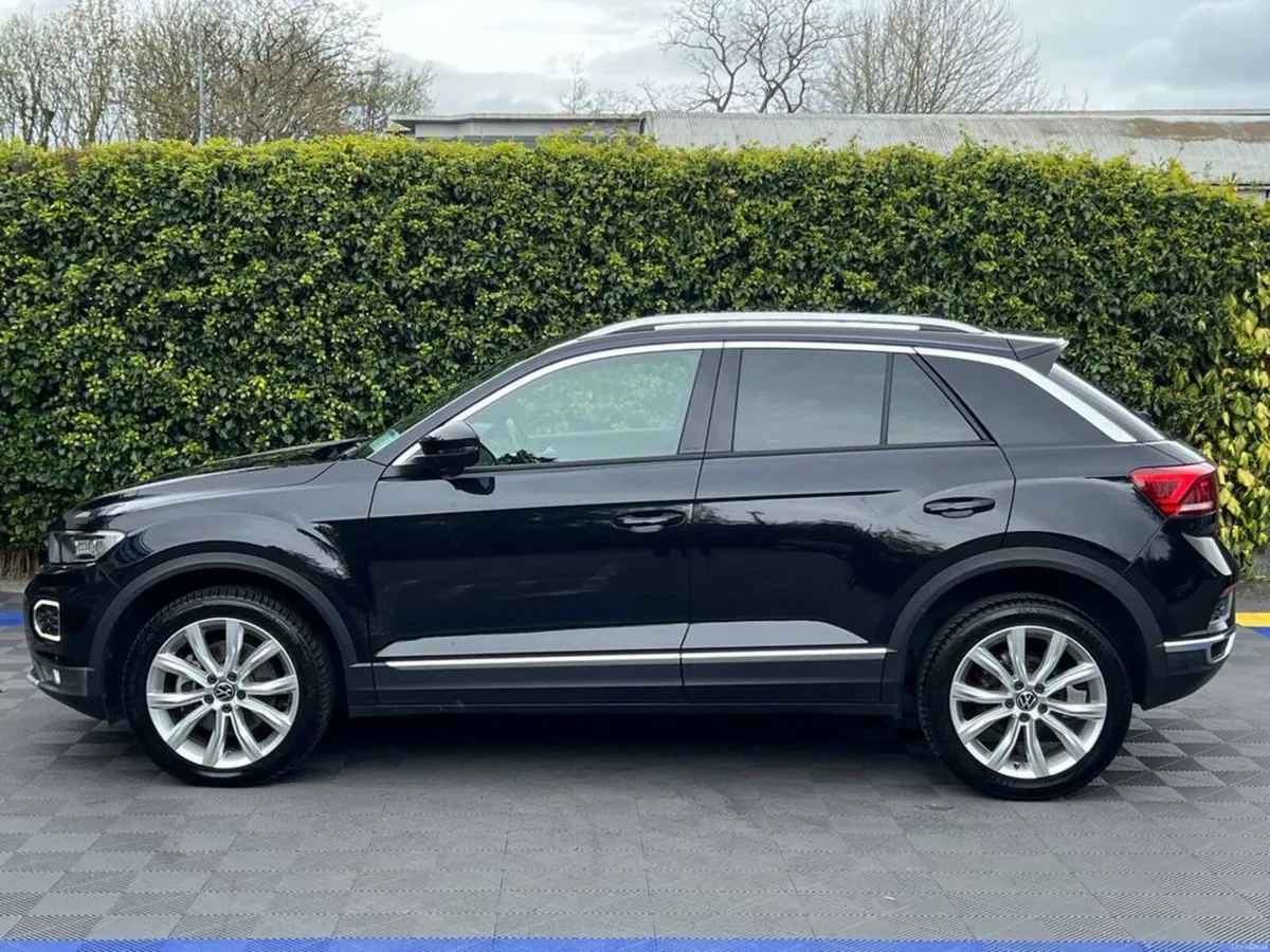 Volkswagen T-Roc SPORT 2.0 TDI AUTO // SERVICE HIS - Image 3