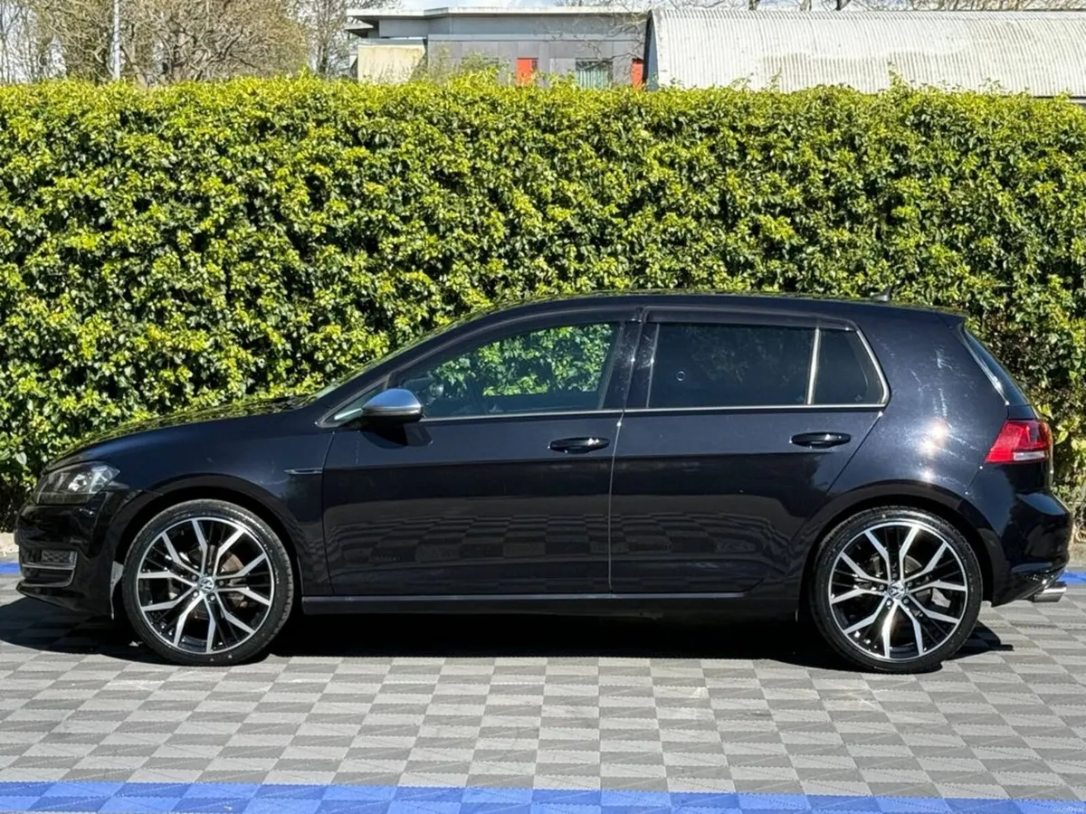 Volkswagen Golf HIGHLINE R-LINE PACK 1.4 TSI // AD - Image 3
