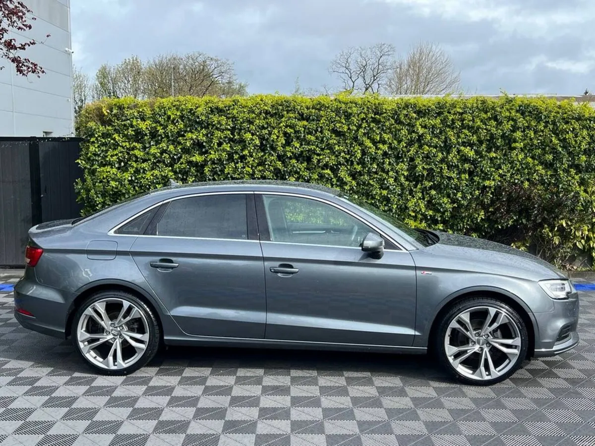Audi A3 S-LINE PACK 1.4 TFSI AUTO // NEW 19" S-LIN - Image 2
