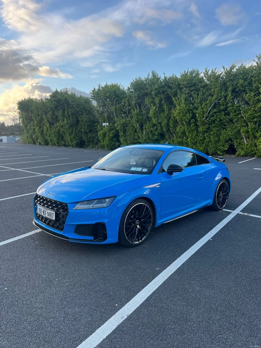 Audi TT S-Line TFSI Black Edition - Image 4