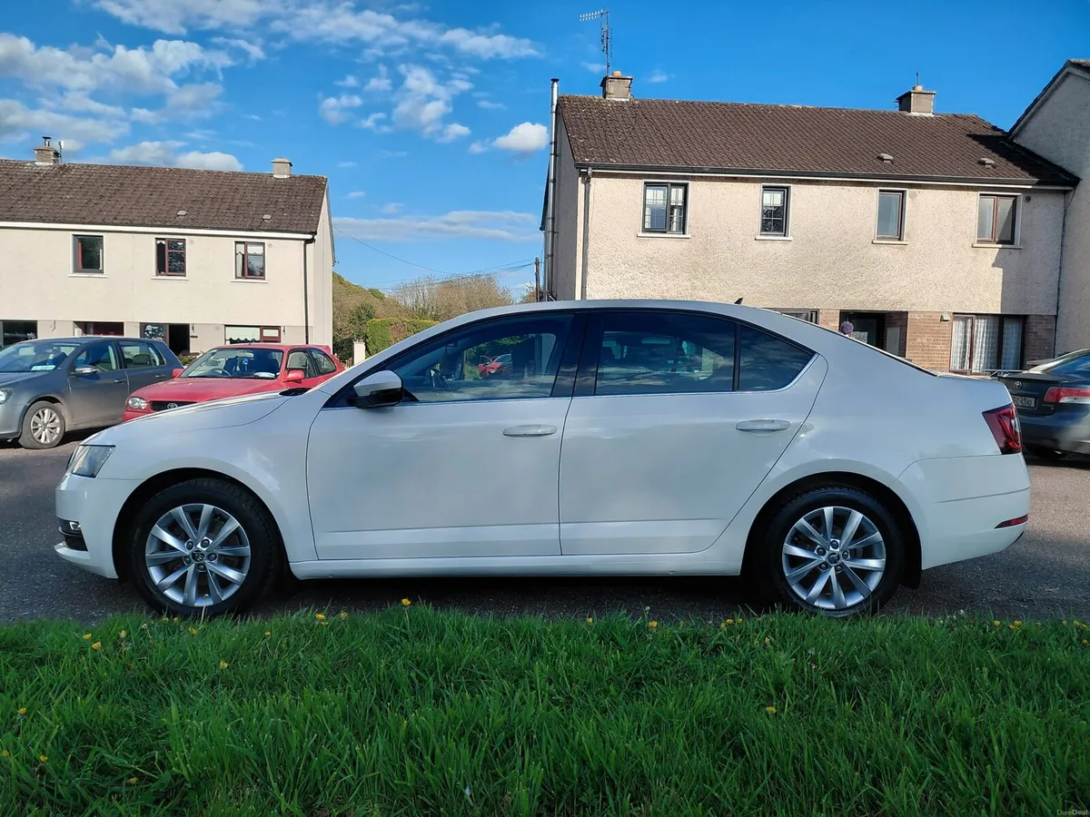201 Škoda Octavia 1.0L TSI Ambition - Image 3