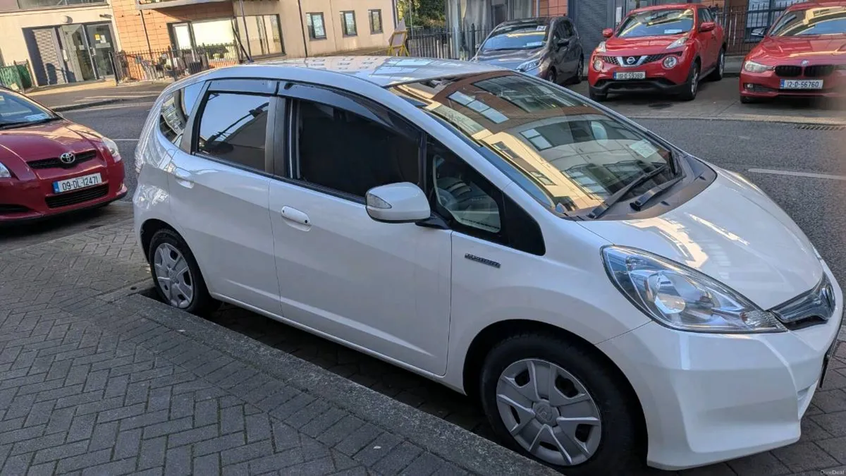 Honda Fit 2013, LOW KMS(64887) NCT 03/27 - Image 4