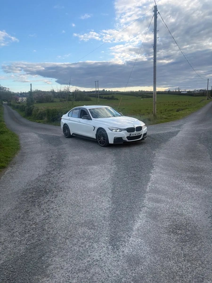 BMW 3-Series 2016 - Image 3