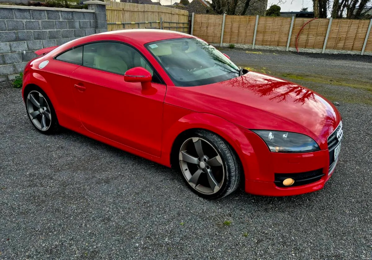 2007 AUDI TT - Image 1