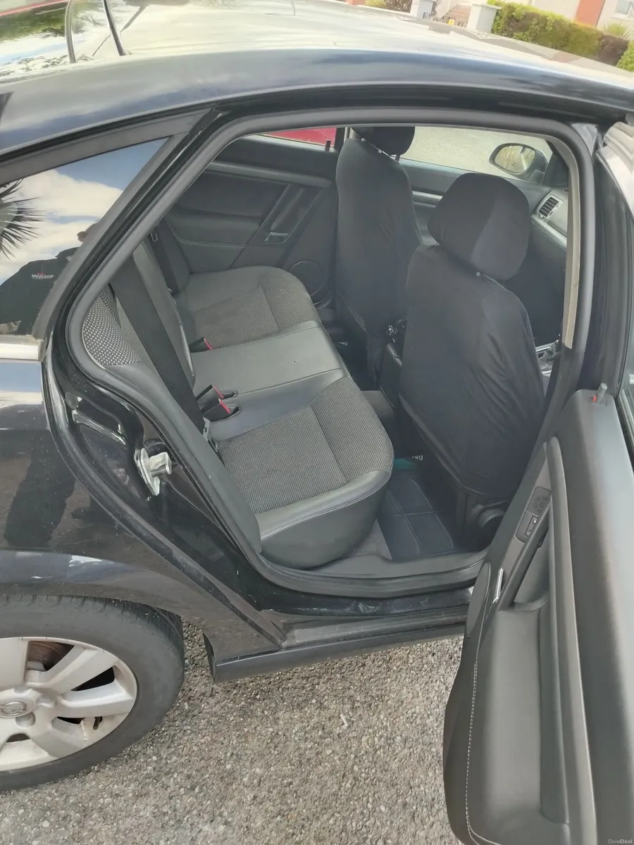 Opel Vectra 2007 - Image 2