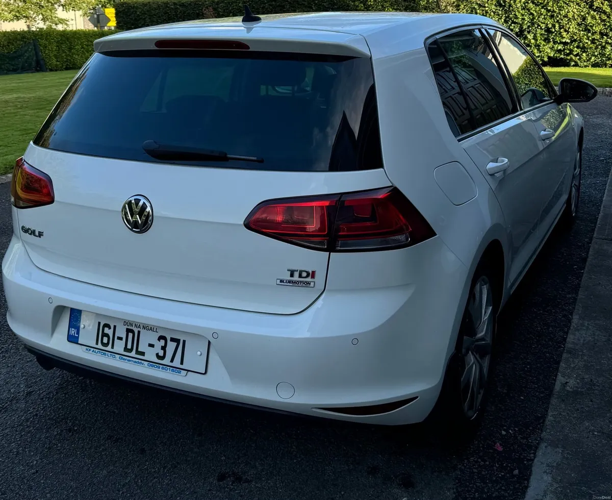 2016 Volkswagen Golf HIGHLINE 1.6 TDI - Image 2