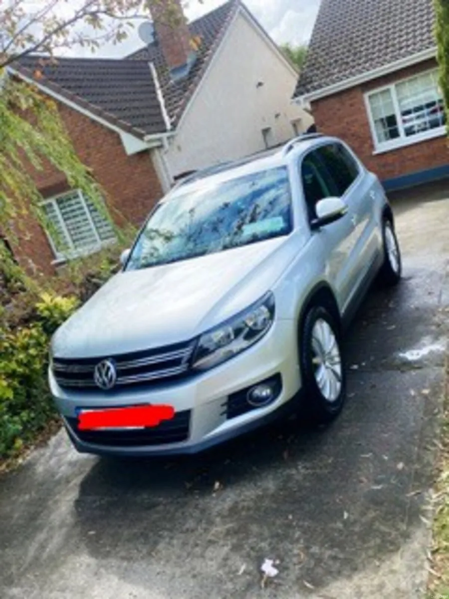 VW Tiguan 2016 2.0TDI LOW MILEAGE - Image 2
