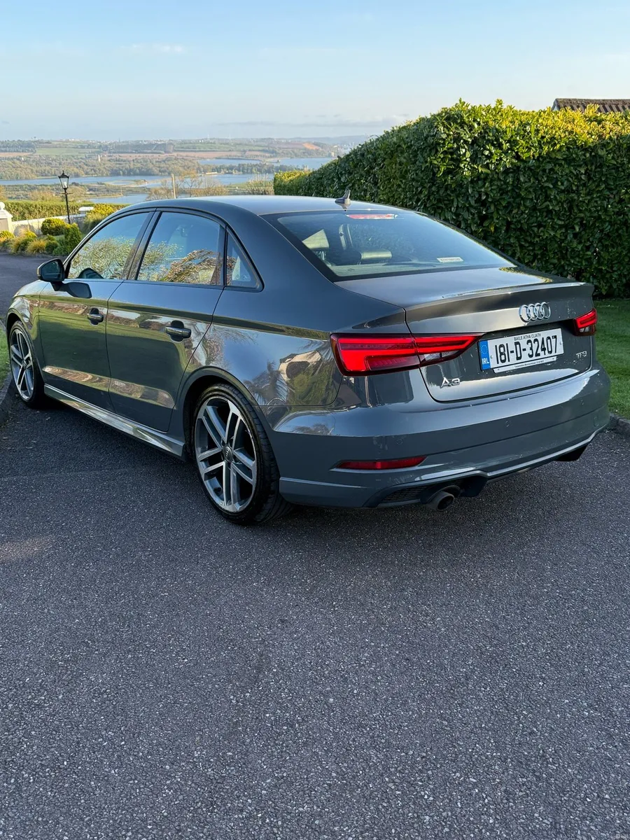 Audi A3 1.0 TFSI S-Line Black Edition - Image 4