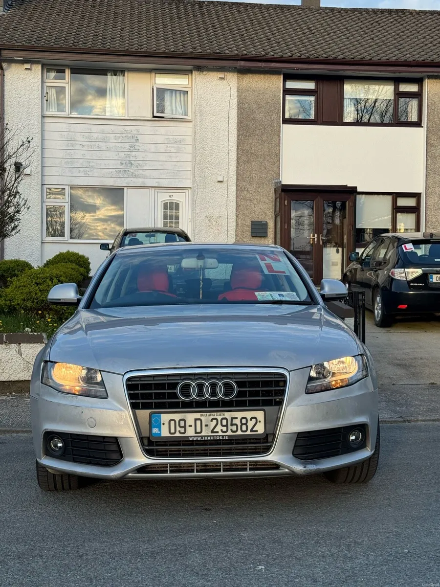 Audi A4 2009 - Image 1