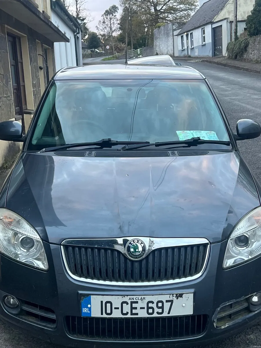 Skoda Fabia 2010 - Image 2