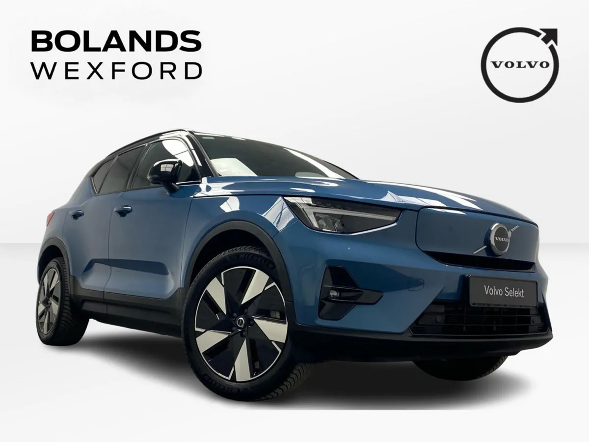 Volvo XC40 *2 Year Volvo Selekt Warranty*  Recharg - Image 1