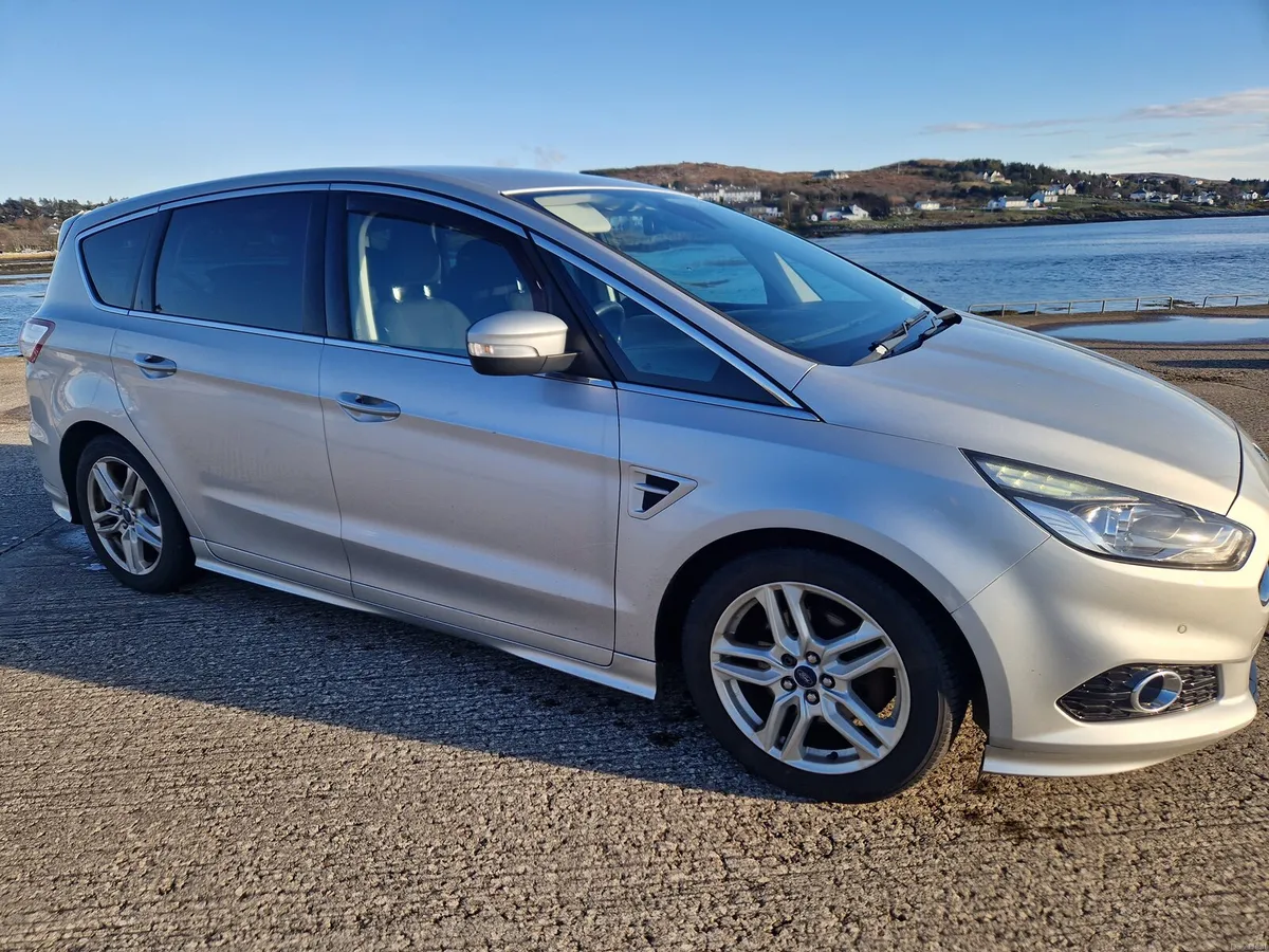 Ford S-Max 2017 - Image 1