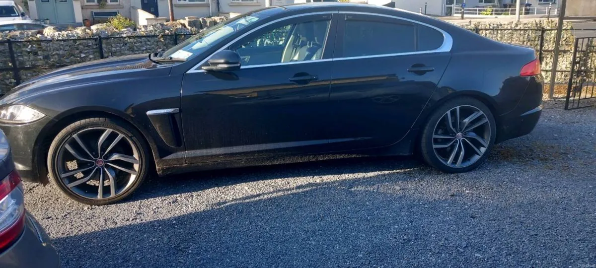 Jaguar XF 220 automatic - Image 2