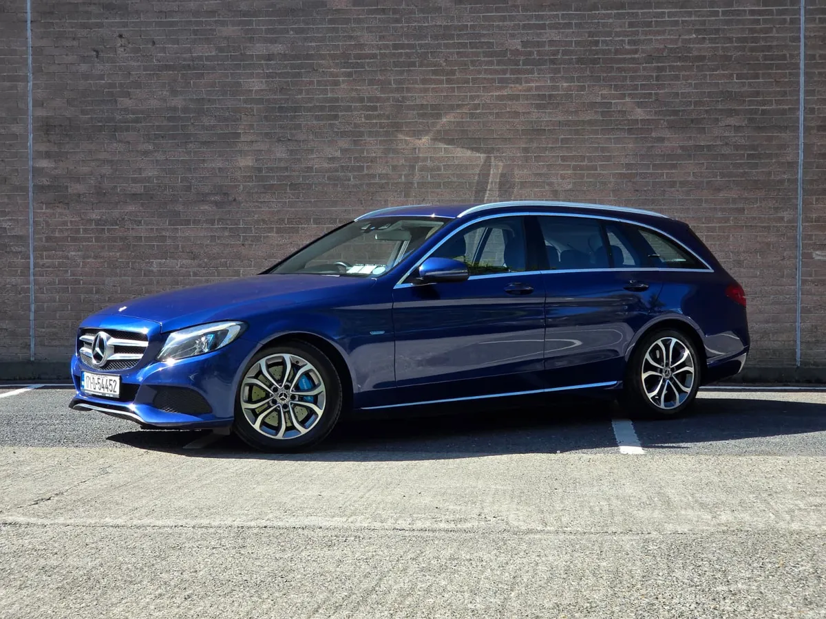 Mercedes-Benz C-Class 2017 - Image 2
