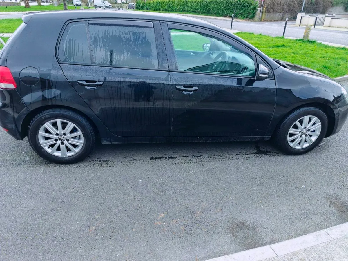 VW Golf - Image 2