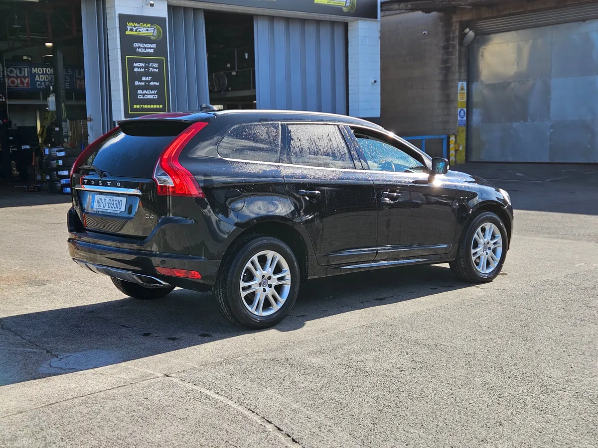 Volvo XC60 D4 2.0L Diesel Automatic - Image 3
