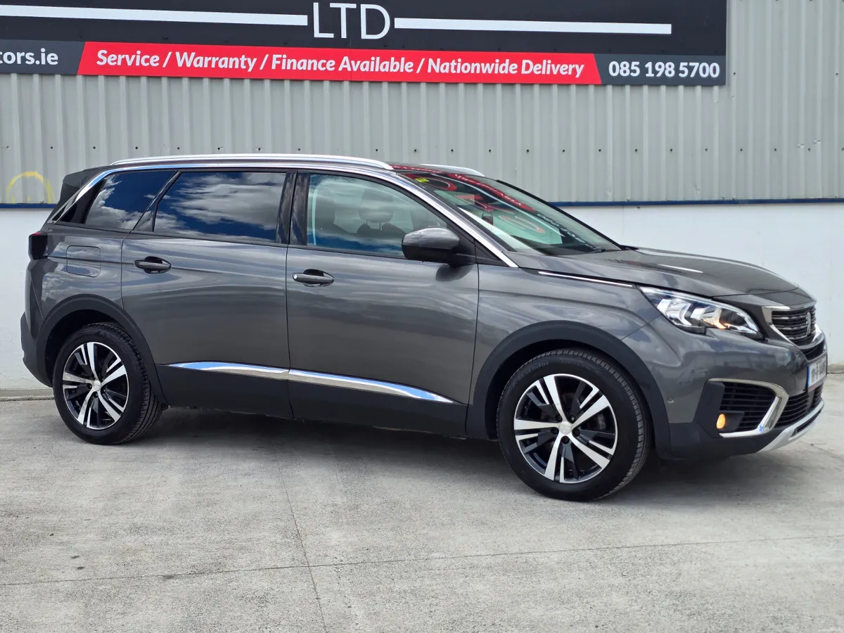 PEUGEOT 5008 2018 7 SEATER HIGH SPEC ALLURE - Image 3