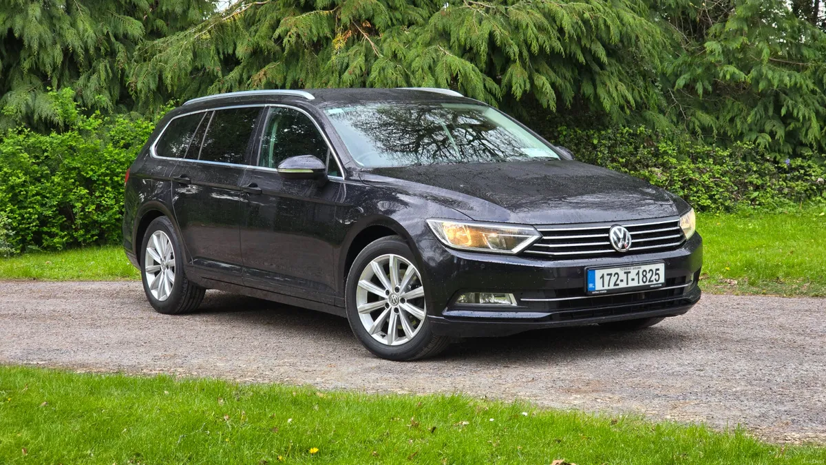 2017 Volkswagen Passat 2.0 TDI 150BHP Business - Image 3