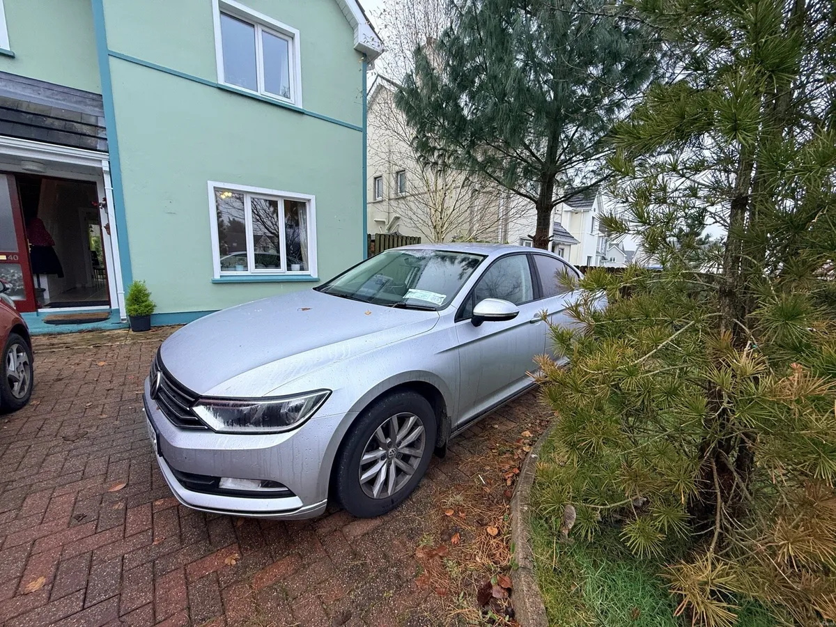 Volkswagen Passat 2015 - Image 4