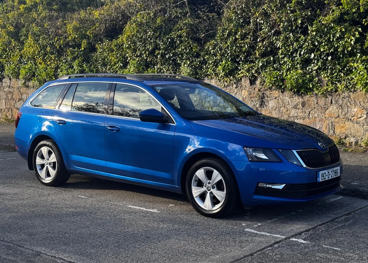 Skoda Octavia2019 1.5L TSI Technology Estate - Image 1