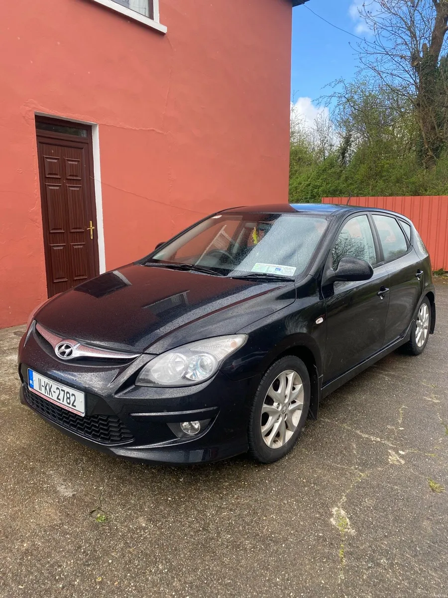 2011 Hyundai i30 - Image 2
