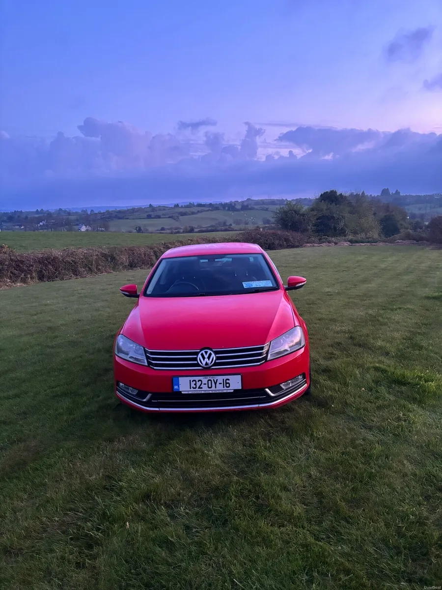 2013  Volkswagen Passat 1.6 highline - Image 1