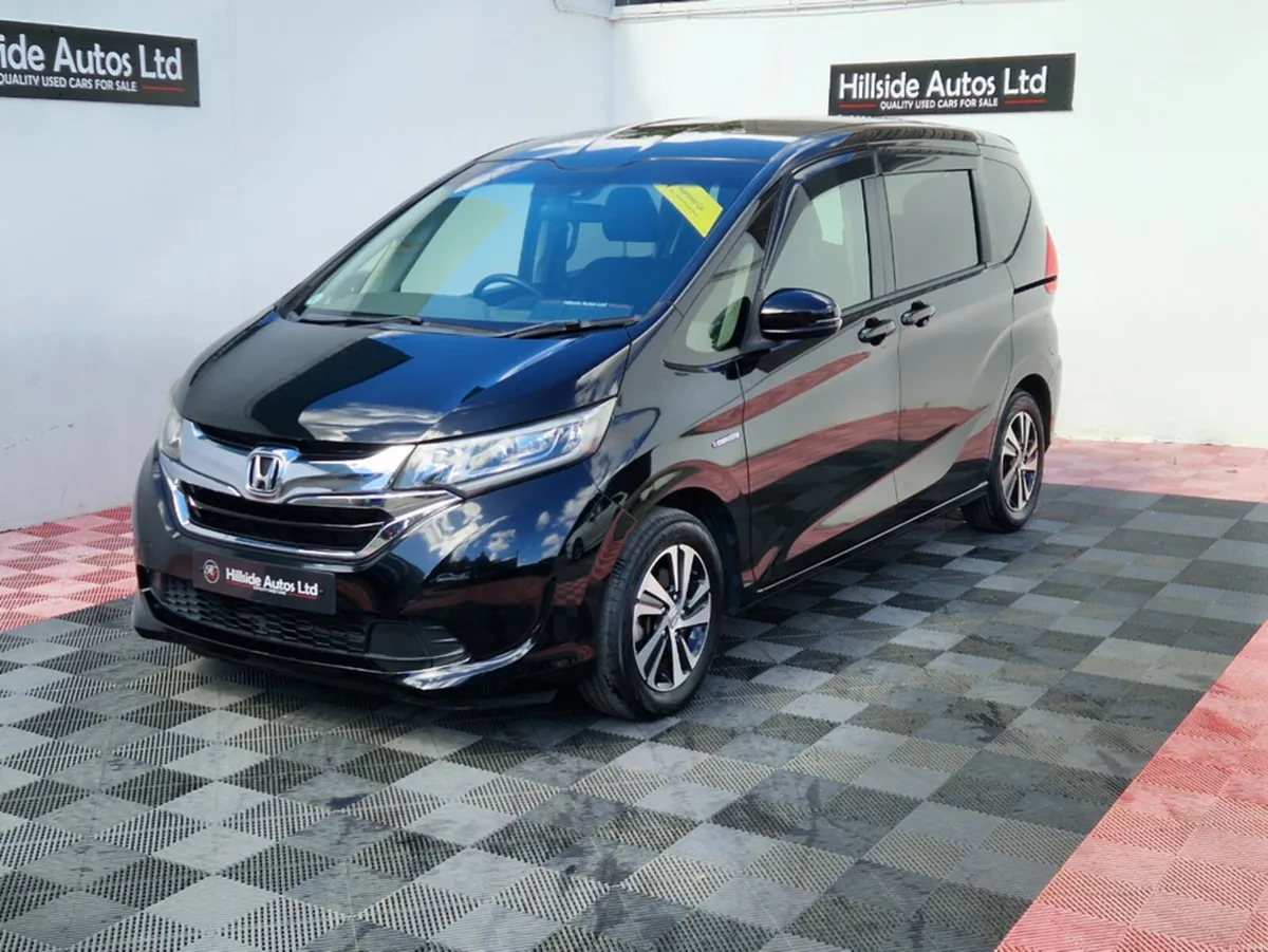 Honda Freed G MODEL 7 SEATER , PETROL HYBRID 1.5 A - Image 3