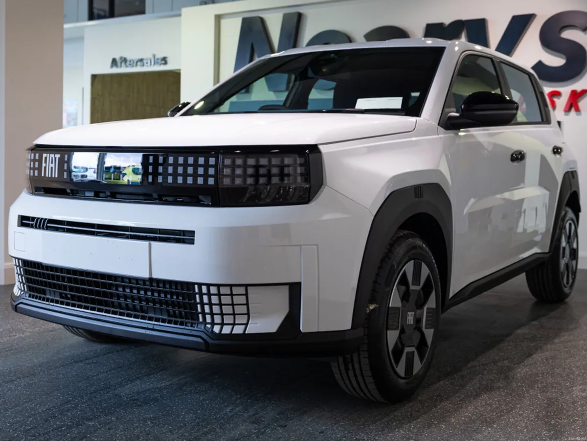 Fiat Grande Panda ICON 1.2 110HP 48V HYBRID eDCT-6 - Image 3