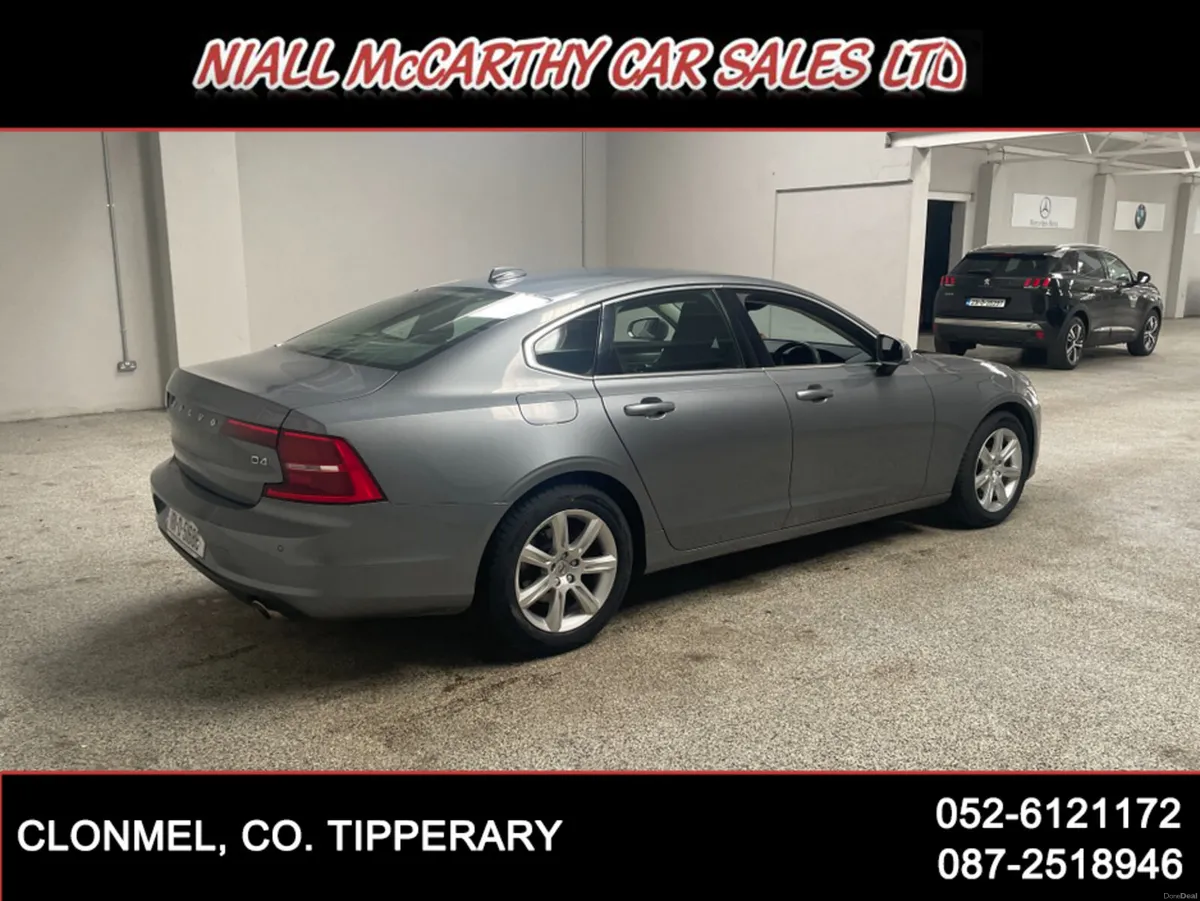 Volvo S90 D4 MOMENTUM 190BHP AUTO 2.0 TD - FINANCE - Image 5