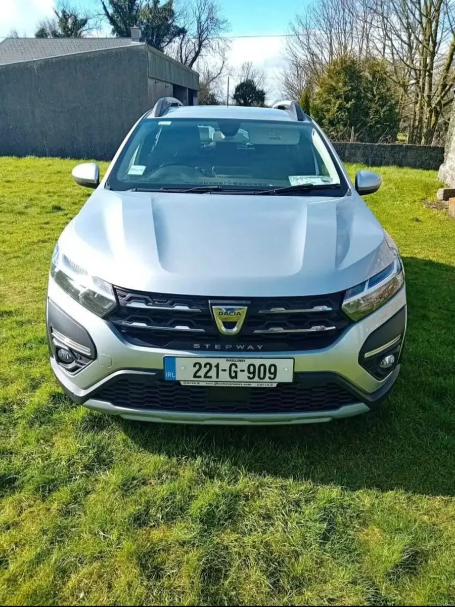 Dacia Sandero Prestige 1.0 L Turbo Petrol/LPG - Image 1