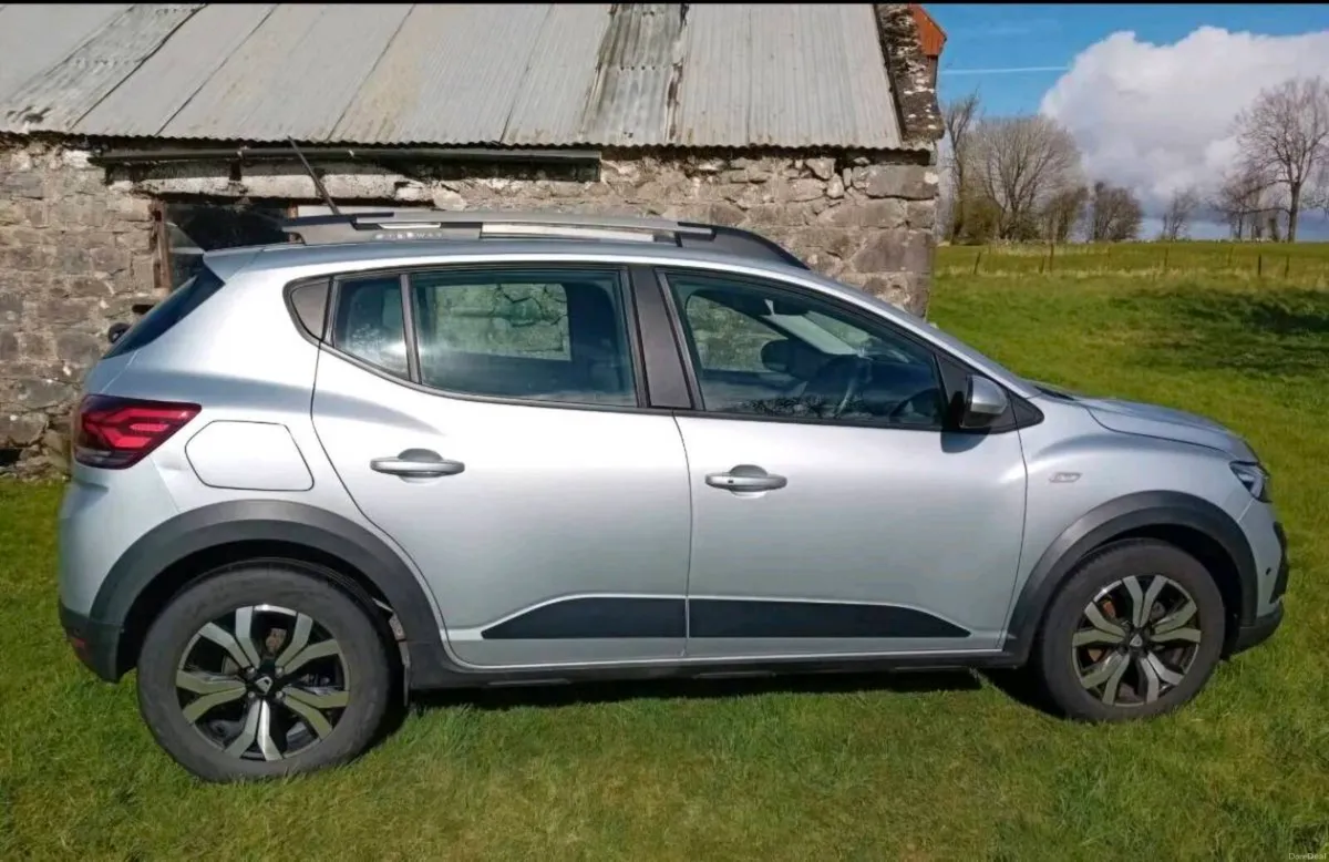 Dacia Sandero Prestige 1.0 L Turbo Petrol/LPG - Image 2