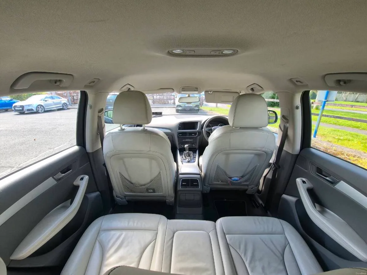 Car - Image 6