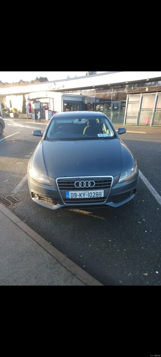 Audi A4 2009 - Image 1