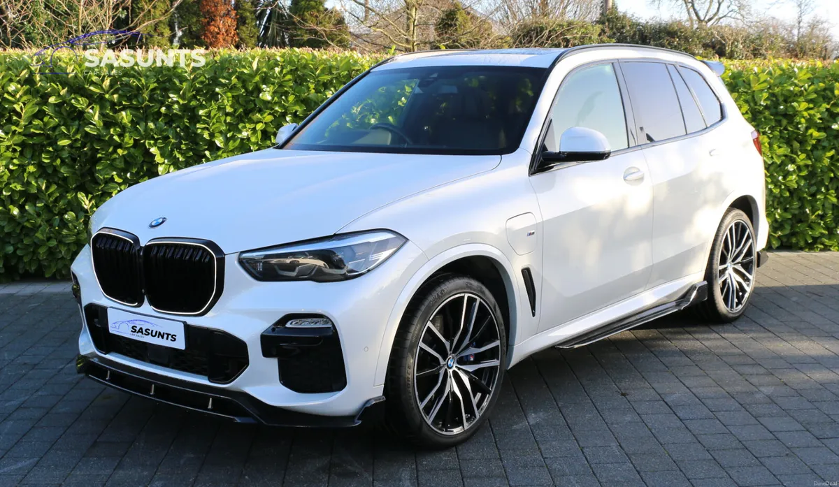 BMW X5 XDRIVE 45E M SPORT - Image 2
