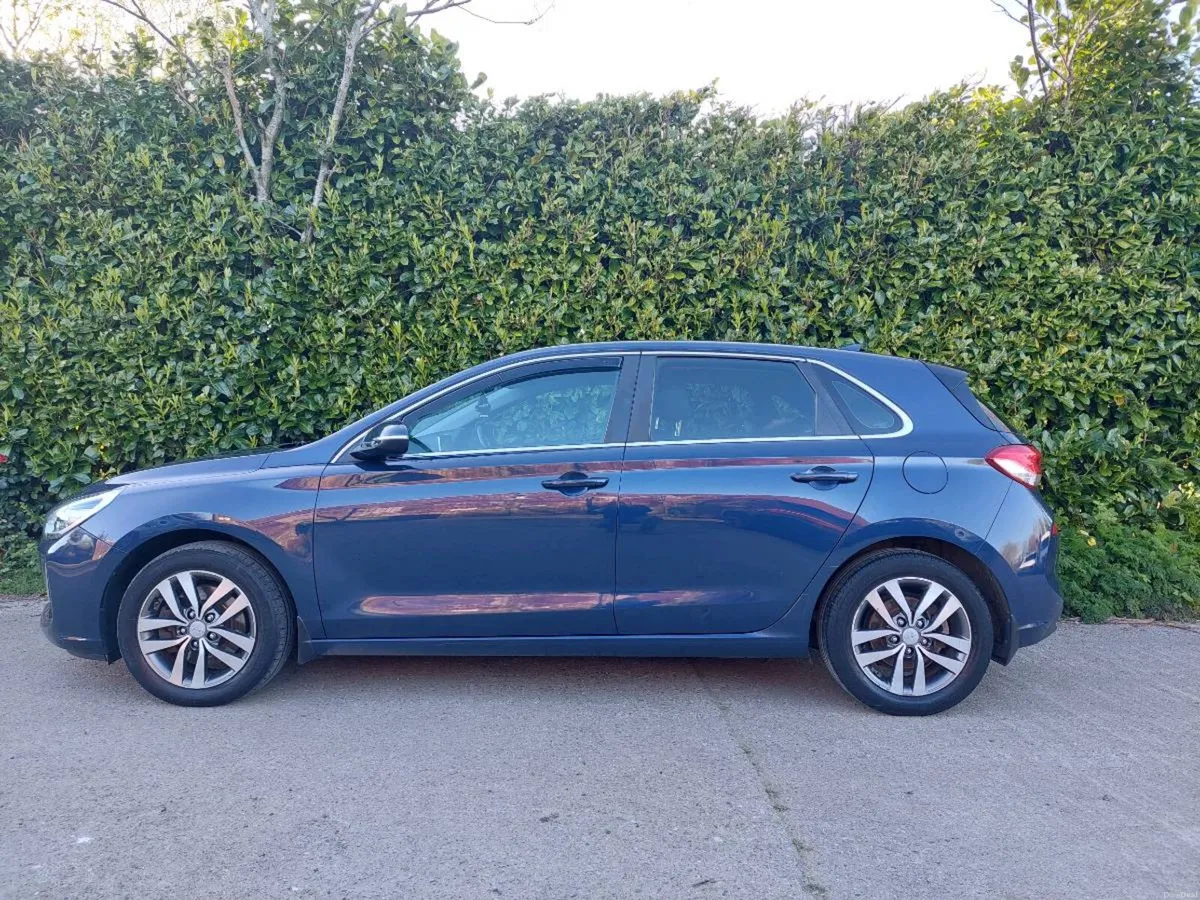 2017 HYUNDAI I30 DELUXE PLUS 1.6CRDI - Image 4