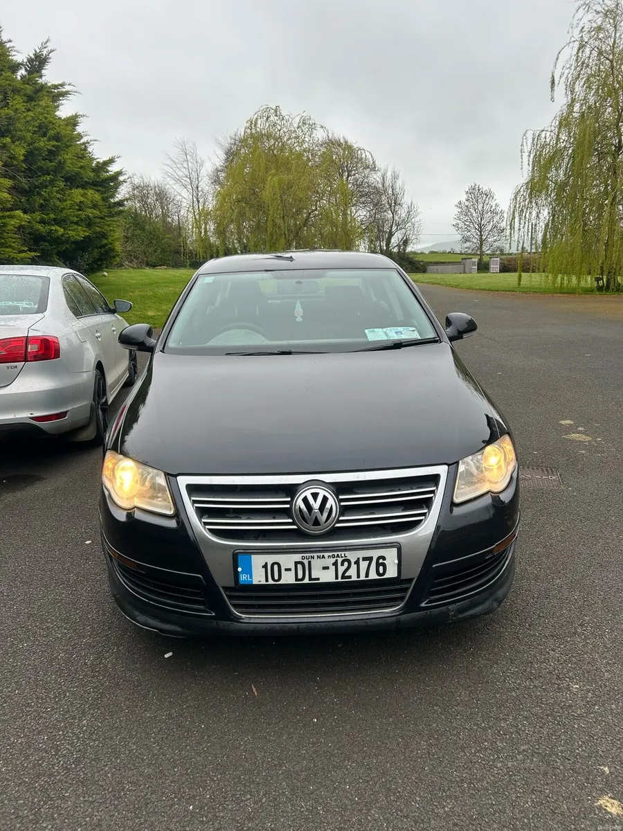 2010 R-line Passat - Image 2