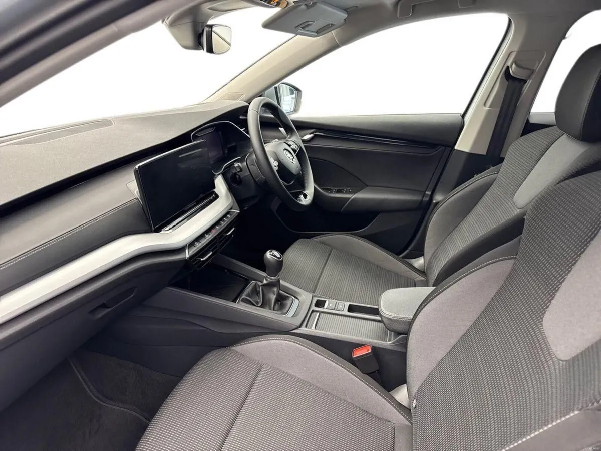 Skoda Octavia 2.0TDI SEL *4.9% APR* €75 PER WEEK O - Image 3