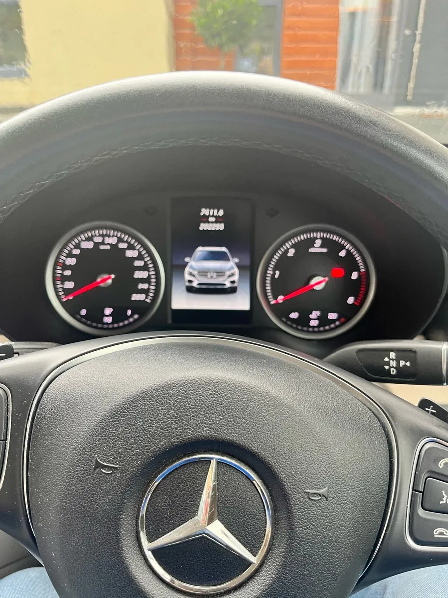 Mercedes-Benz GLC 2017 - Image 3