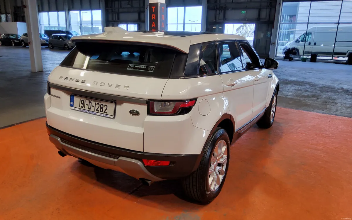 Land Rover Range Rover 2019 - Image 3