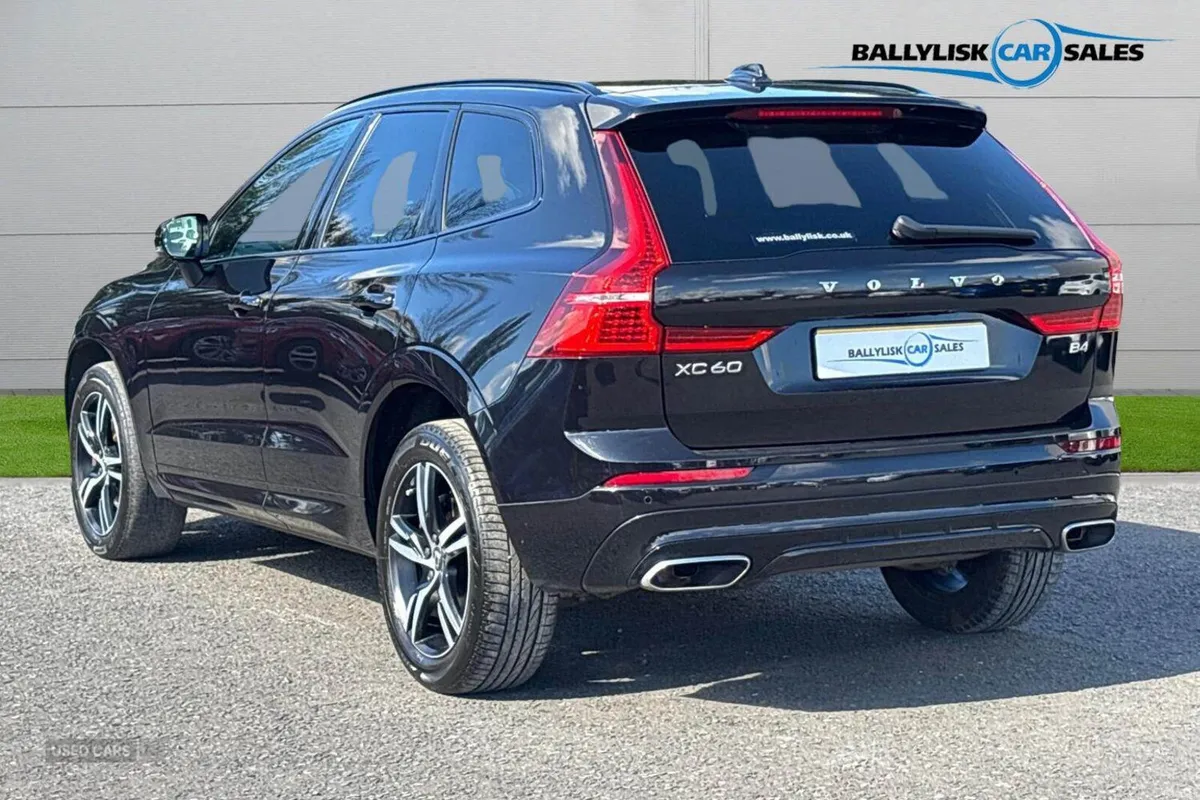 Volvo XC60 2.0 B4D 197PS R-Design MEHV Hybrid Auto - Image 2