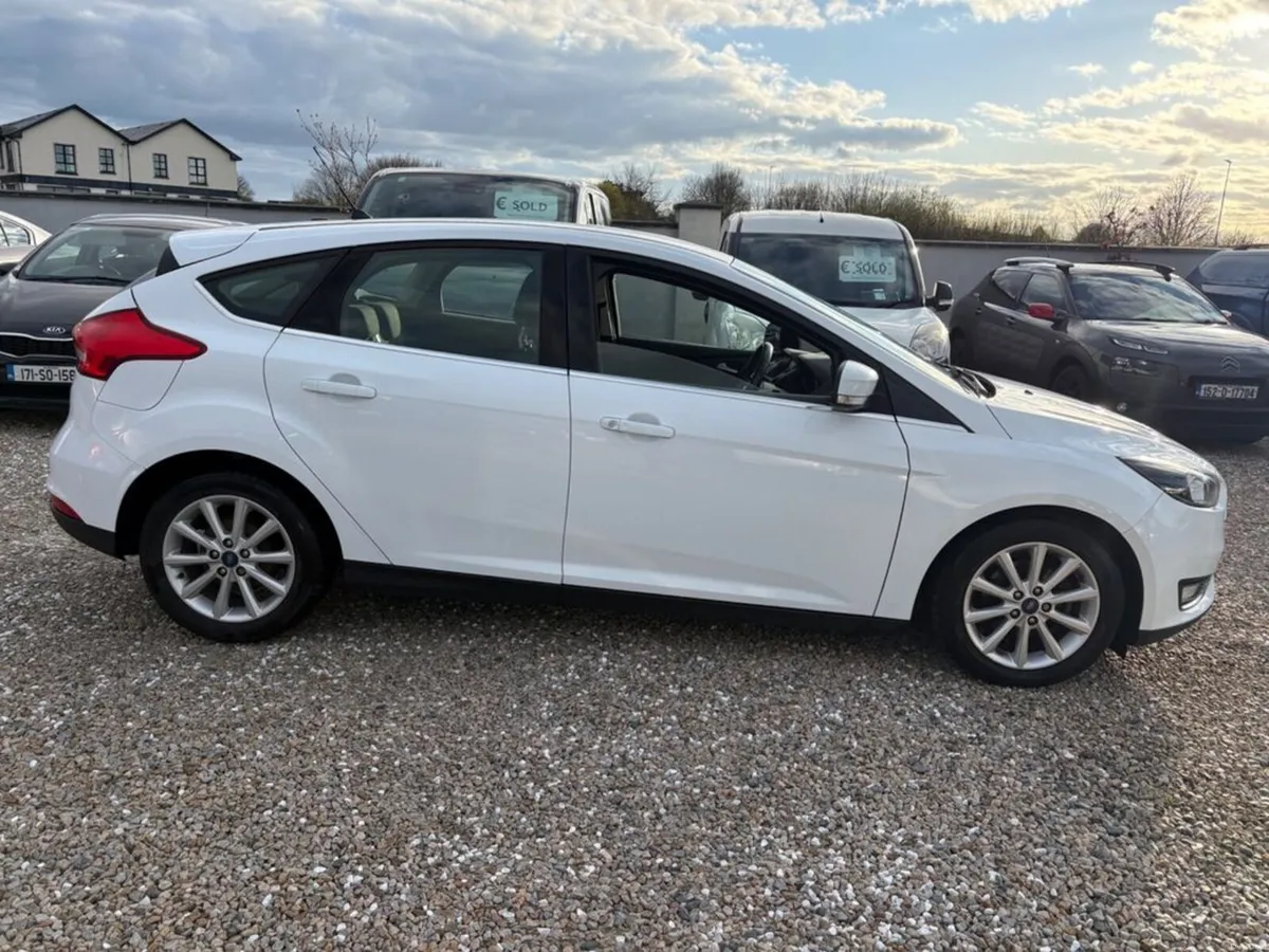 Ford Focus 1.5 TD 95 Titanium - Image 3