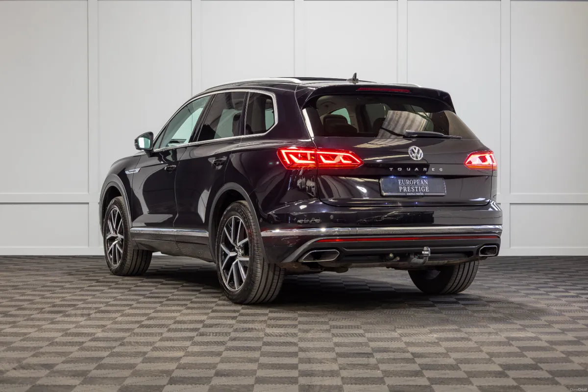 202 Volkswagen Touareg Design 3.0TDI V6 - Image 4