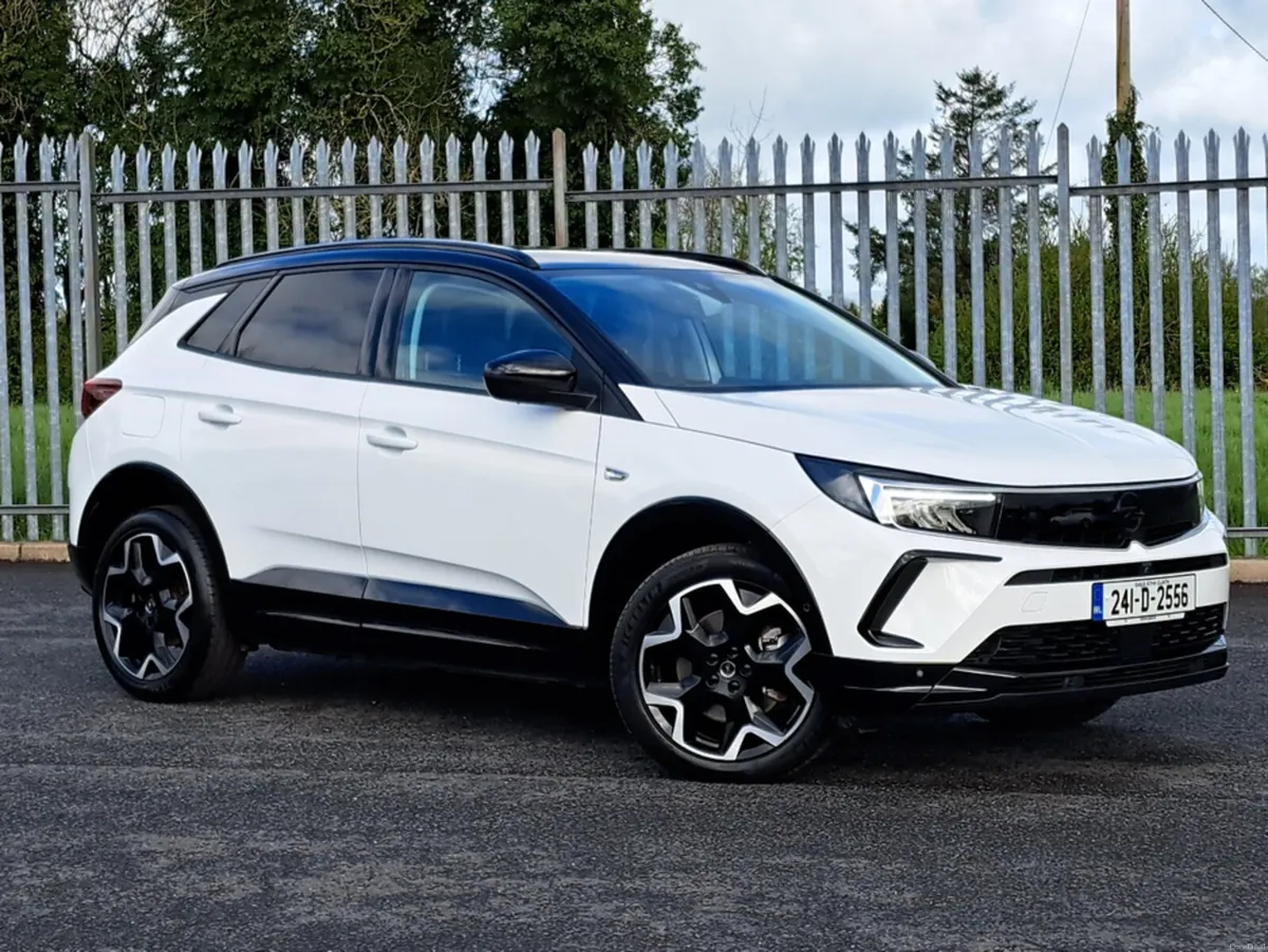 Opel Grandland GS 1.6TURBO 225BHP PHEV **TOP SPEC* - Image 2