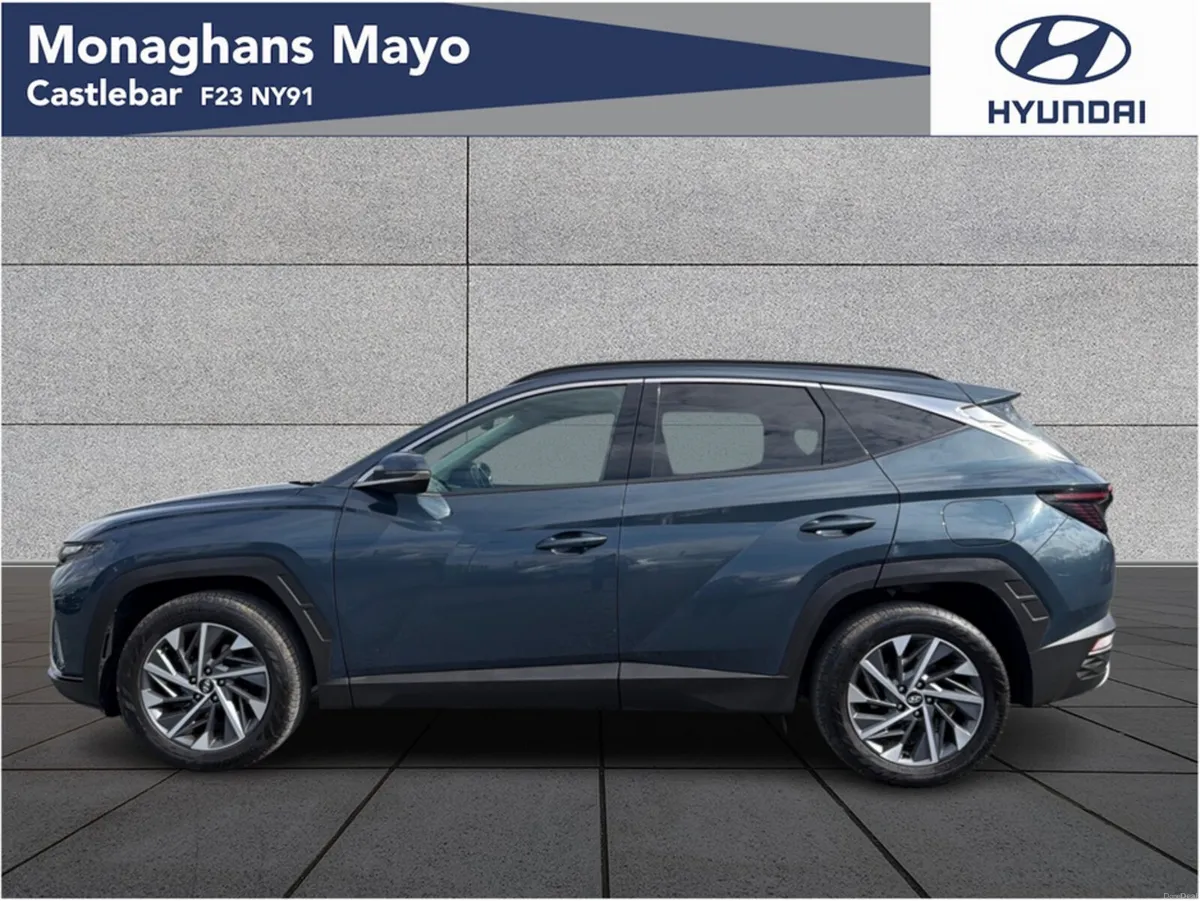 Hyundai Tucson EXECUTIVE PLUS DIESEL 5DR - Image 6