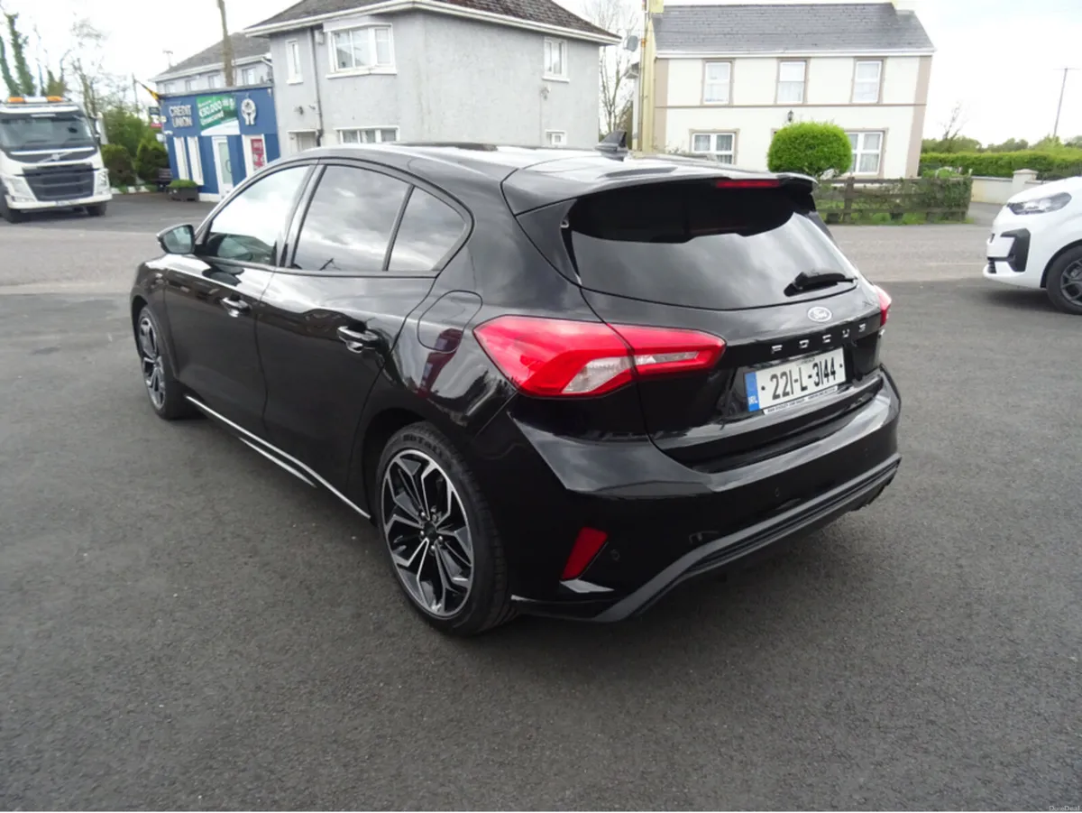 Ford Focus 1.0 X EDITION MH ST-LINE - Image 5